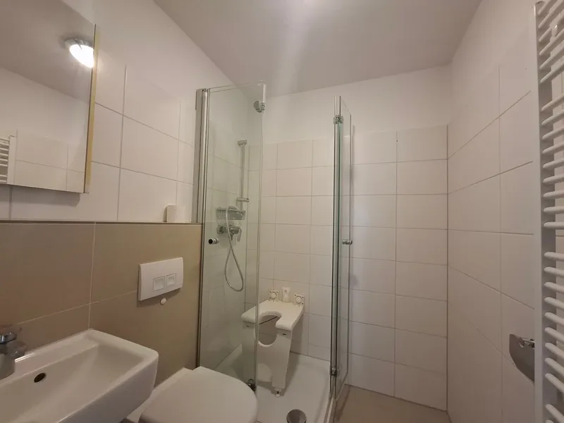 Platz für zwei ohne WBS– gemütlich & modern wohnen — photo 1